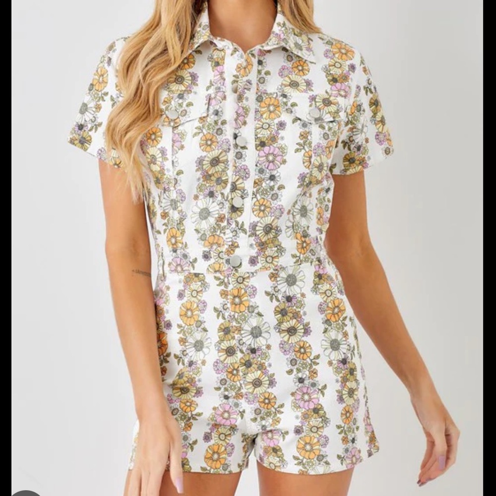 Baevely Floral Denim Romper, NWT